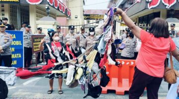 Demo Jilit II Peserta Aksi Bawa BH, Kapolrestabes Medan Diminta Tepati Janji dan Tangkap Mamak Maling
