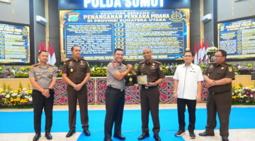 Kompak dan Solid, Kapolres Simalungun Bersama Kajari Dukung Komitmen Penanganan Perkara Pidana Tanpa Transaksional